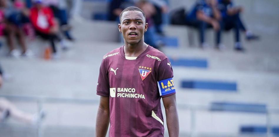 赏金女王-世体：巴萨正试训厄瓜多尔17岁后腰卡斯蒂略，评估其竞技水平