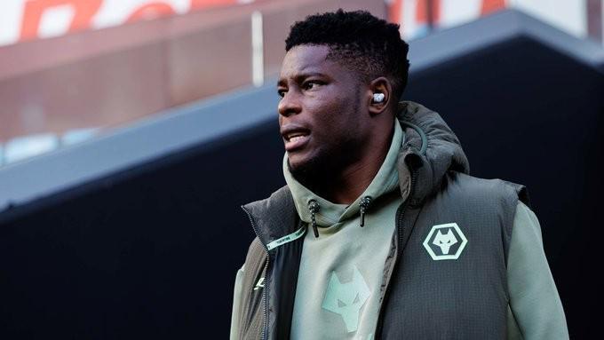 赏金女王模拟器-官方：狼队中场穆内西租借加盟巴黎FC