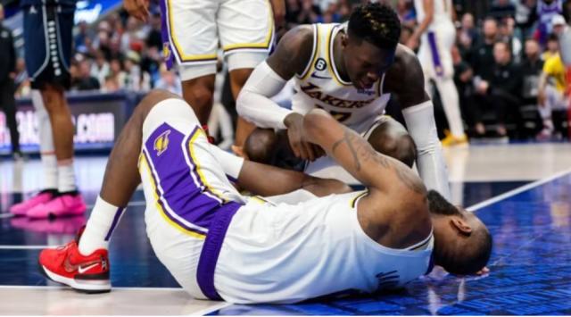 赏金女王模拟器-詹皇已提前回到洛杉矶 脚踝伤势不会影响职业生涯