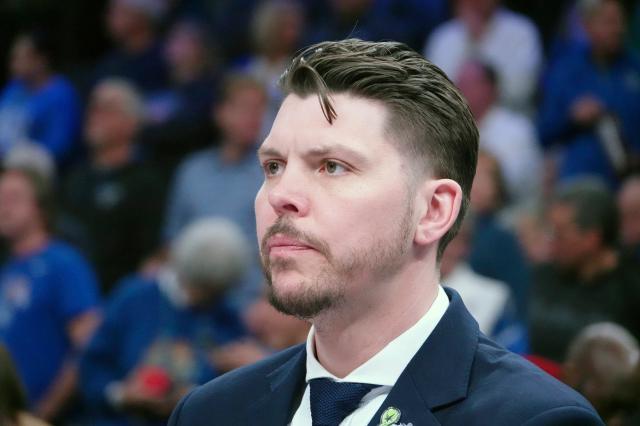 赏金女王-昔日神射转行做经纪人 新晋状元也是他的客户