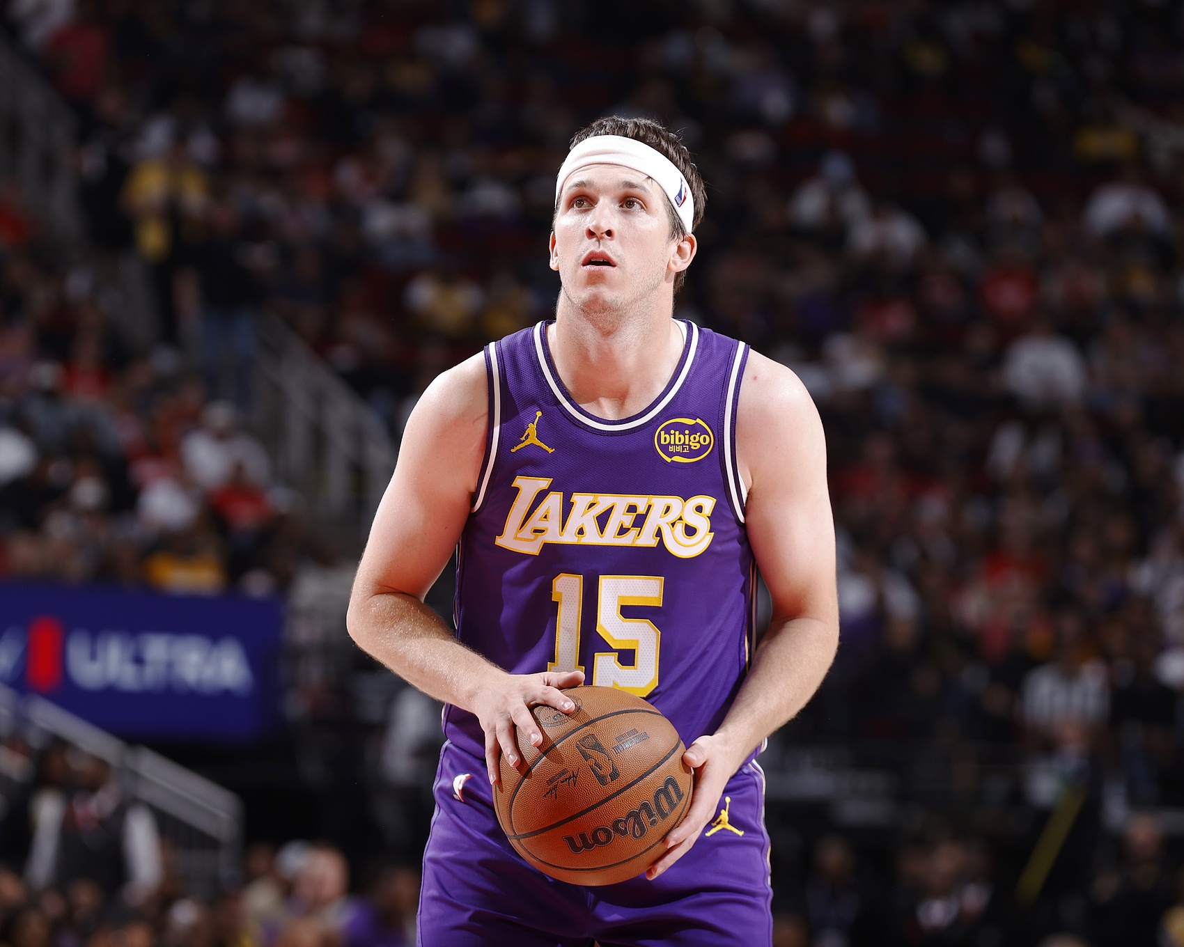 赏金女王模拟器-美记：里夫斯休赛期预计将寻求年薪3000-4130万美元的合同