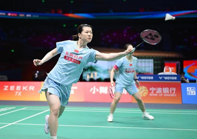 国羽包揽亚锦赛女双冠亚军 李怡婧/罗徐敏首夺冠
